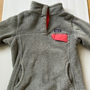 Patagonia Re-Tool Snap-T pullover girls size small gray and pink sweatshirt